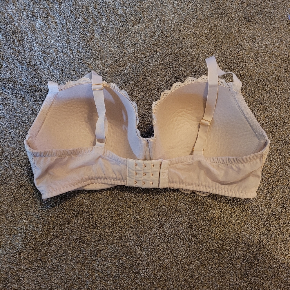VS lined perfect coverage bra 38DD - Picture 2 of 3